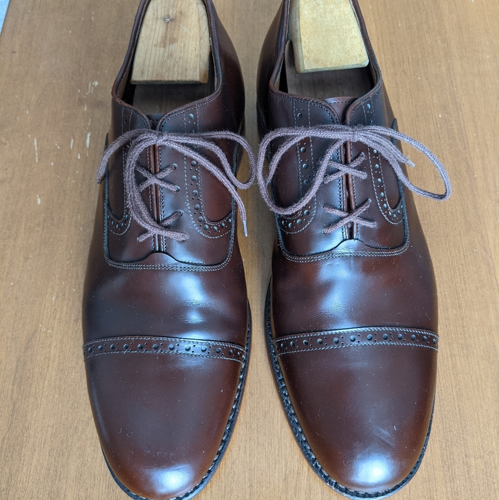 Dack's Brown Vintage "Hand Benched" Oxfords